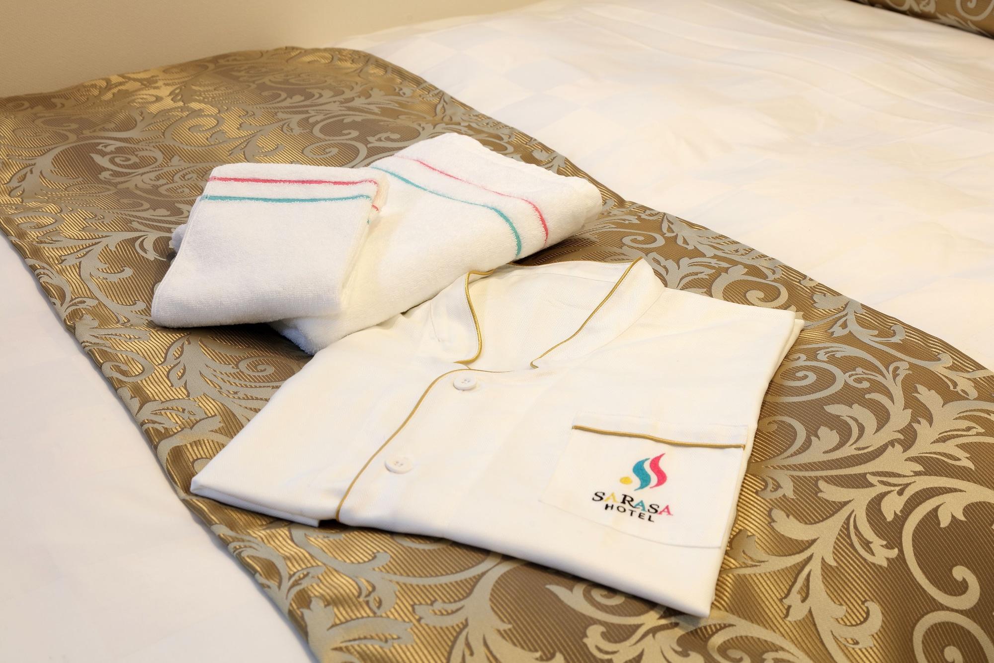 Sarasa Hotel Shin-Осака Екстериор снимка