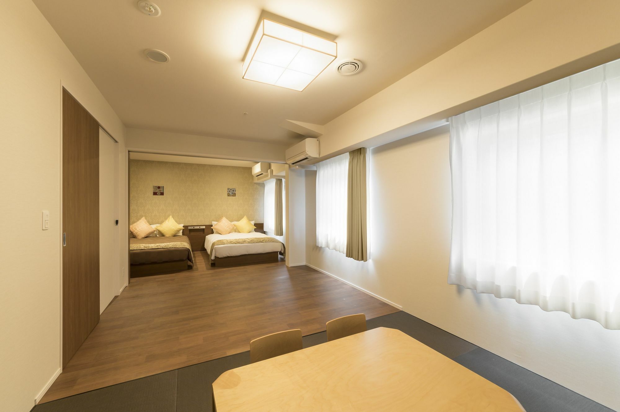 Sarasa Hotel Shin-Осака Екстериор снимка
