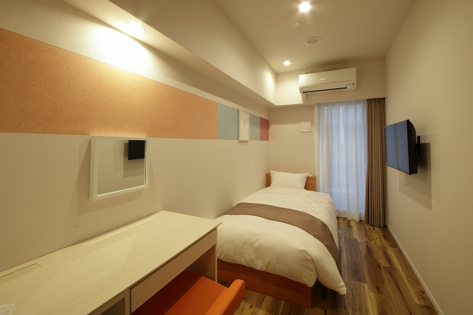 Sarasa Hotel Shin-Осака Екстериор снимка